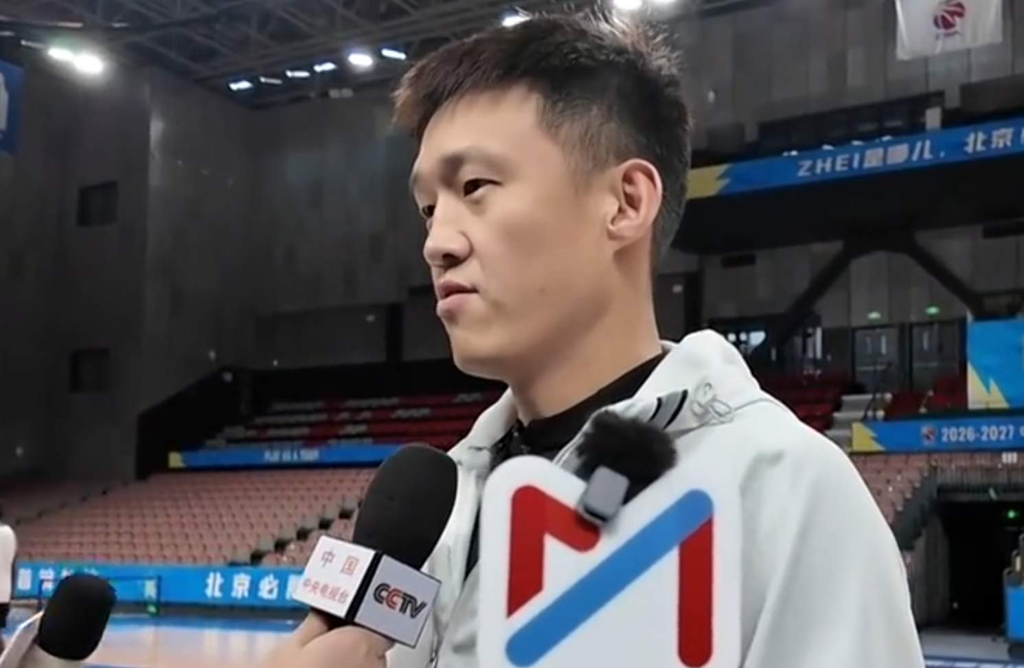 周鹏采访疑似告别:差不多是最后一个赛季,看状态选择要不要继续